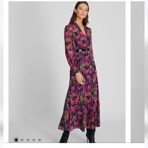 Club Monaco NWTs Floral Printed Maxi Dress
